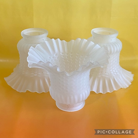 Set of 3 Vintage Frosted Glass Tulip Ruffle Shades - Picture 3 of 7